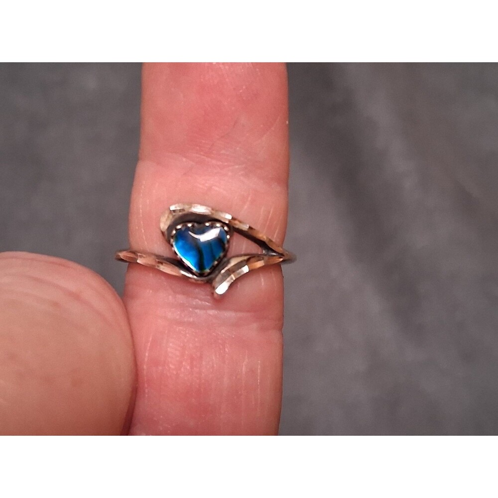 Vintage Wheeler Sterling Blue Heart Stone Ring Size 7.5